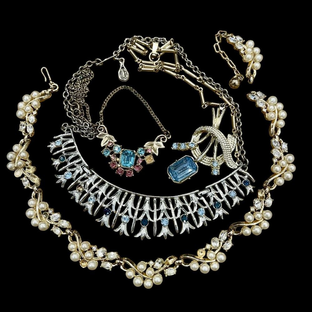 Rhinestone Recovery Lot Jewelry Findings & Crafting Vintage Lot Of 4 Necklaces
